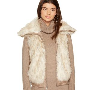 Hettie Faux Fur Vest In Dirty White